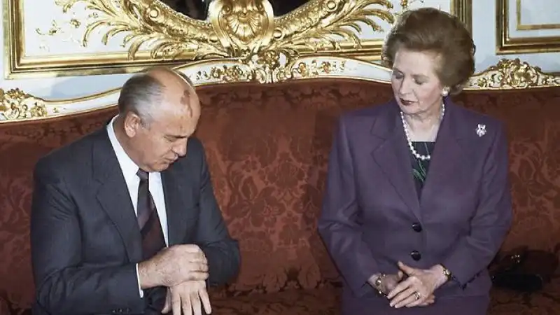 GORBACIOV E MARGARETH THATCHER 