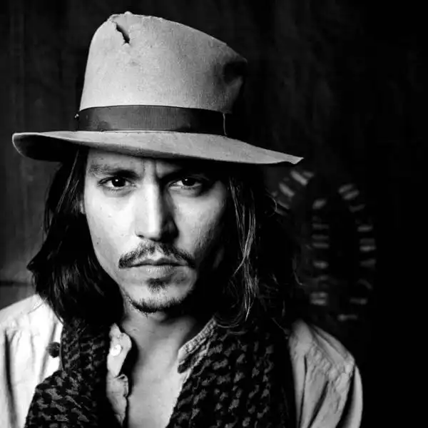 JOHNNY DEPP