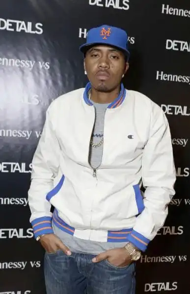 nas looked excited to host the hennessy vs presents details midnight event 