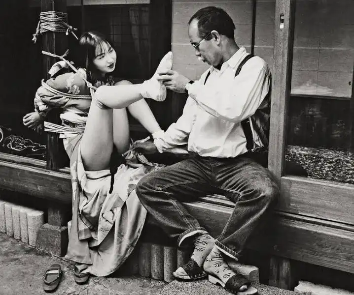 NOBUYOSHI ARAKI 