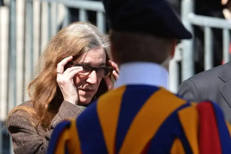 patti smith in vaticano per incontrare il papa 