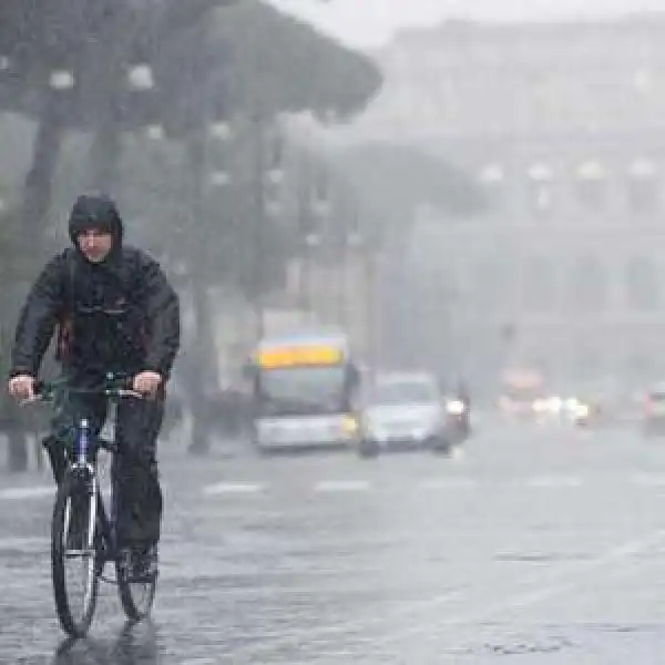 PIOGGIA A ROMA 