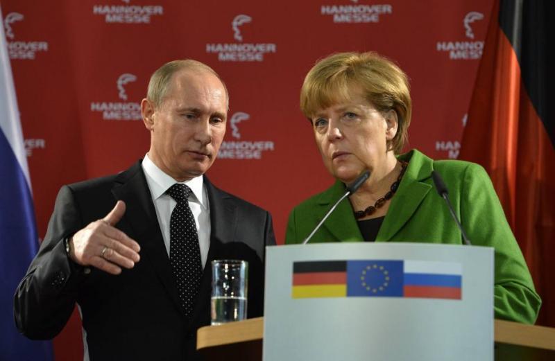 VLADIMIR PUTIN E ANGELA MERKEL