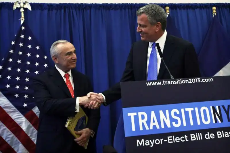 BRATTON E DE BLASIO 