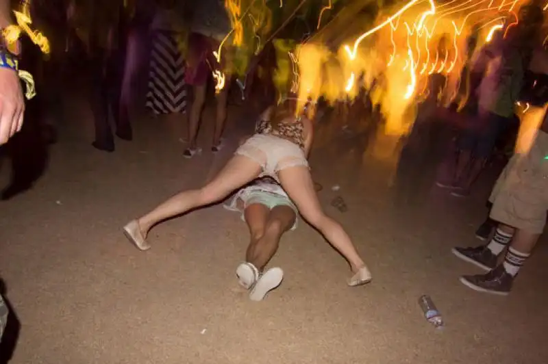 COACHELLA DANCE 