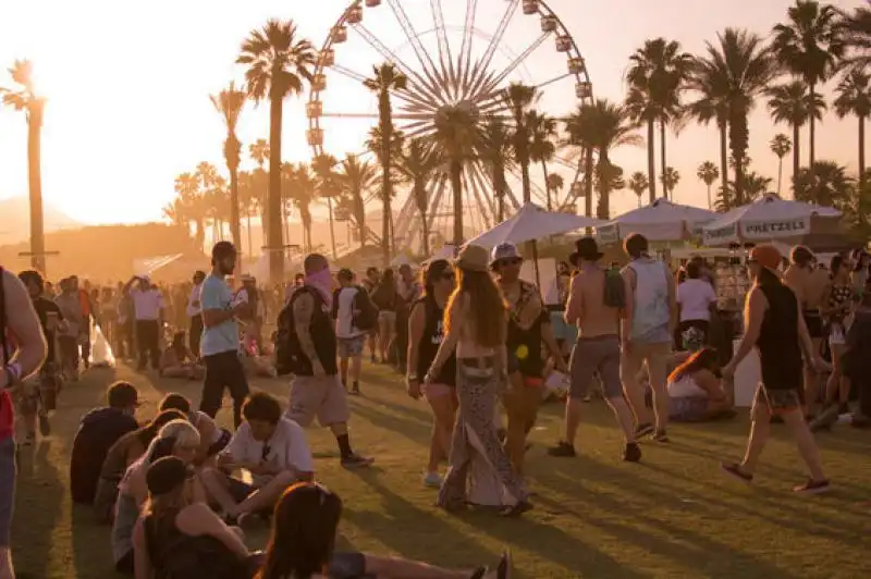 COACHELLA SUNSET 