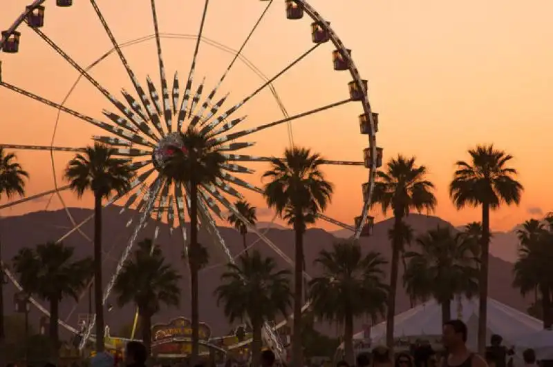 COACHELLA SUNSET 