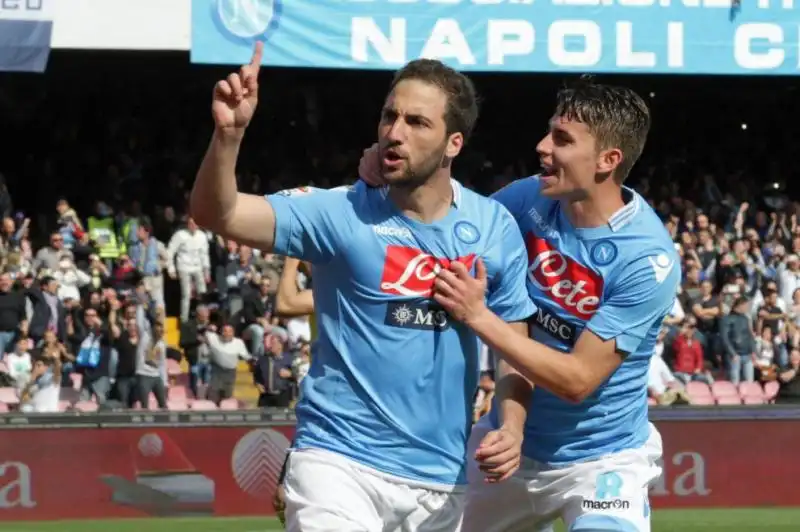 NAPOLI LAZIO HIGUAIN 