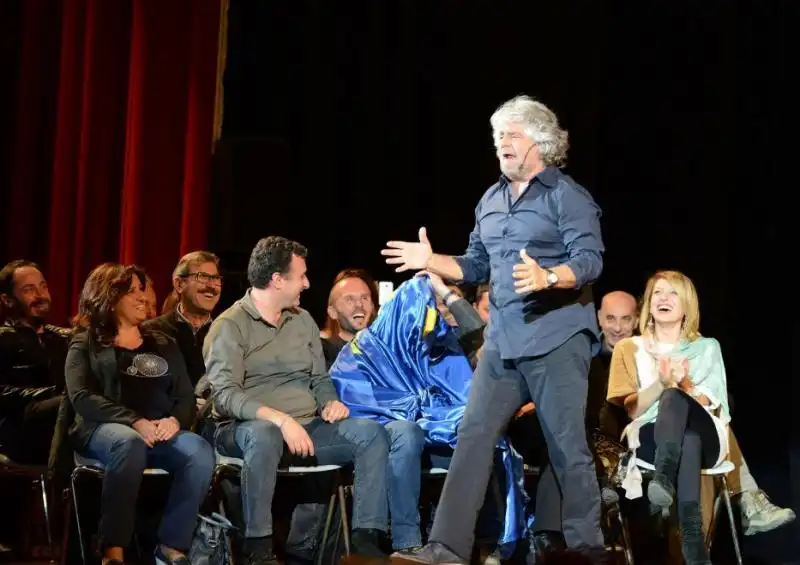 IL RITORNO DI GRILLO A TEATRO 