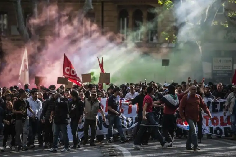 Roma, guerriglia urbana