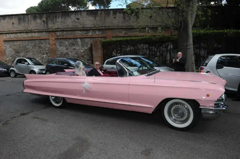 La sposa in Cadillac 