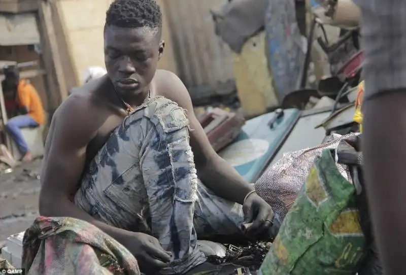 DISCARICA DI RIFIUTI ELETTRONICI, IN GHANA 