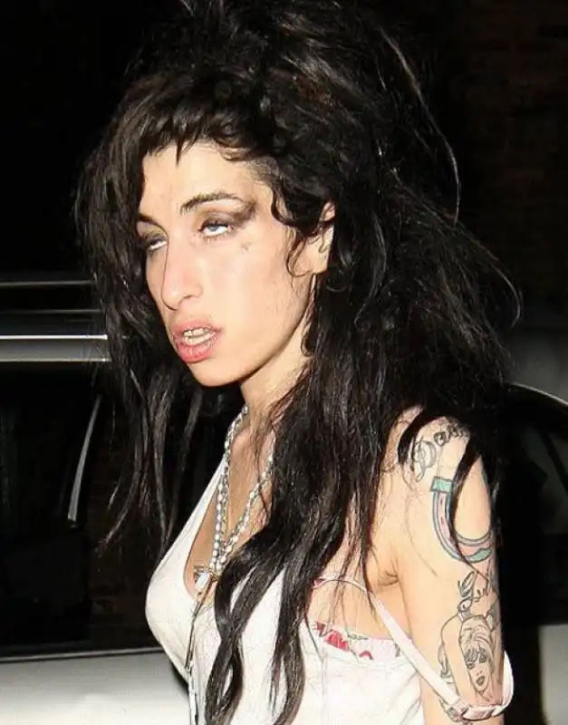 AMY WINEHOUSE