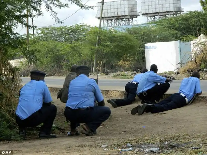 attentato al shabaab all universita di garissa in kenya  6