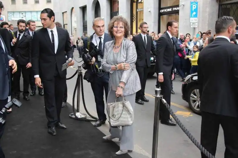 giorgio armani 4 claudia cardinale