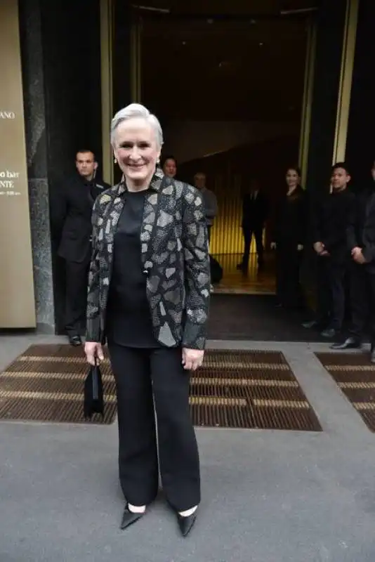 giorgio armani 6 glenn close