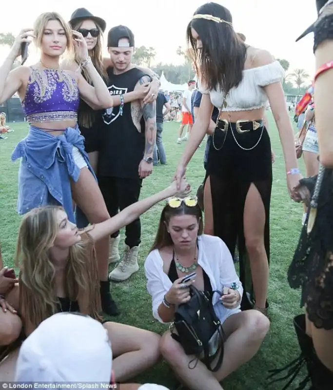 justin bieber e kendall jenner al coachella  1