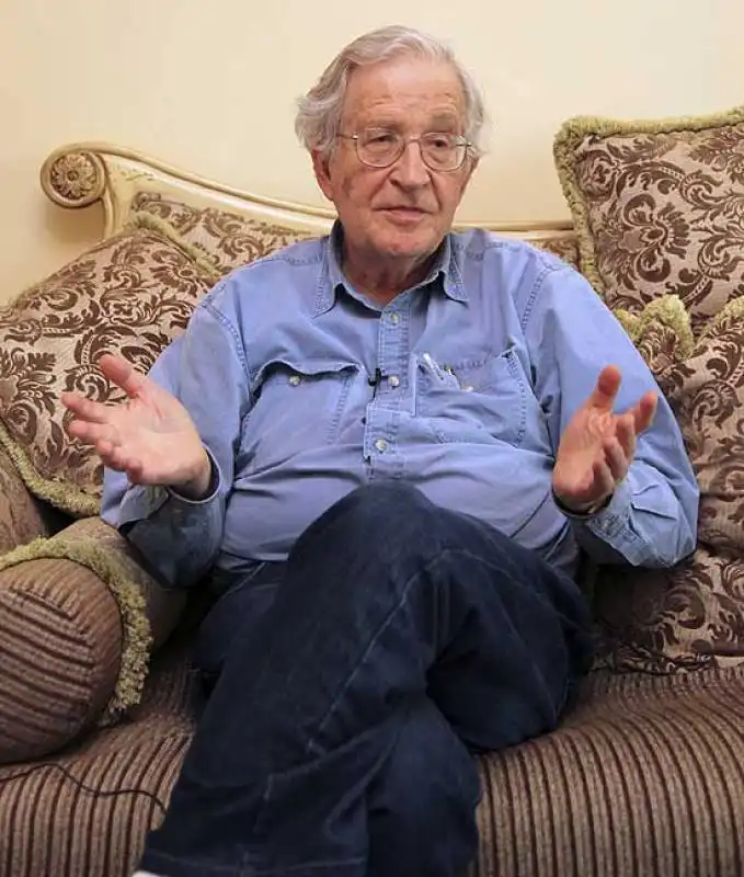 noam chomsky 