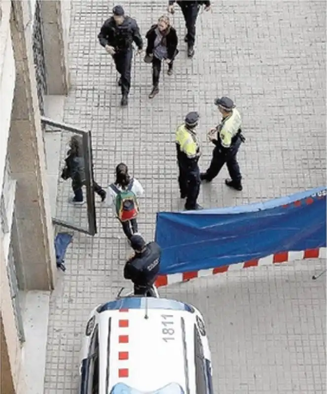 polizia scuola barcellona