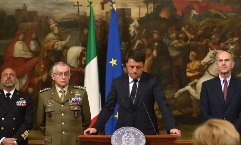 renzi pansa conferenza stampa naufragio