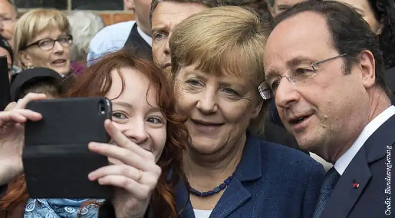 selfie hollande merkel