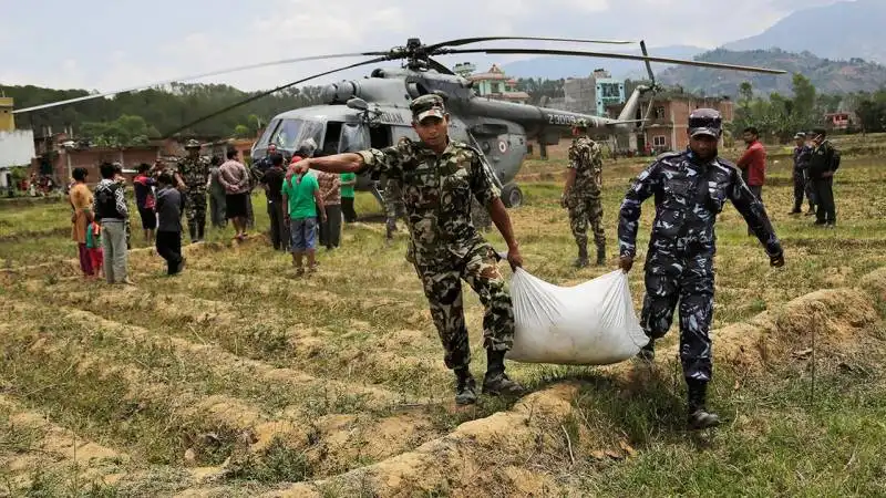 soldati indiani in nepal