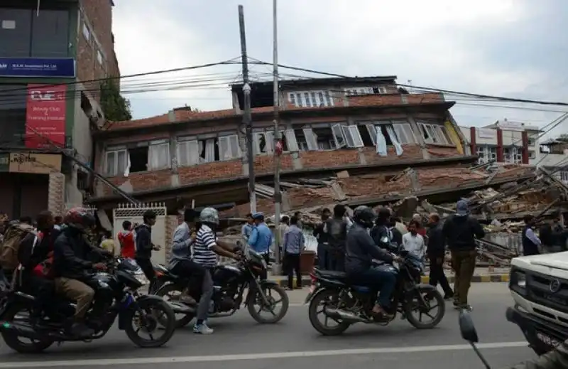 terremoto in nepal  17