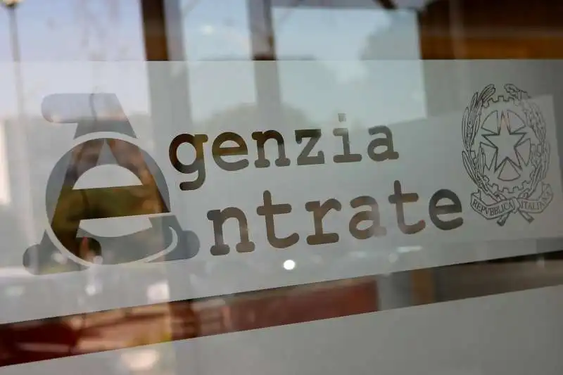 AGENZIA ENTRATE