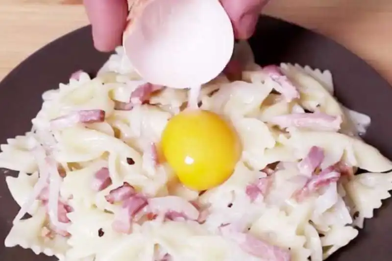 CARBONARA VIDEO-RICETTA BARILLA