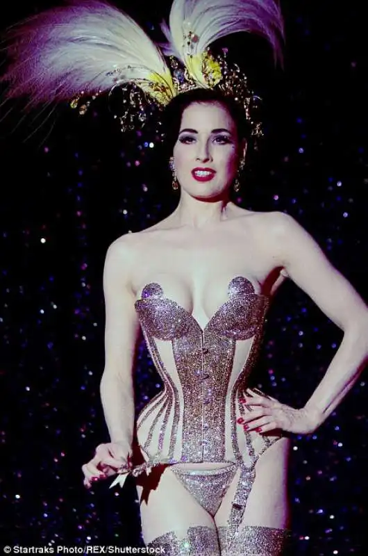 dita von teese corsetto burlesque mr pearl