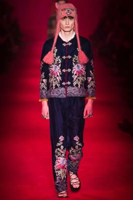 GUCCI MODA 1