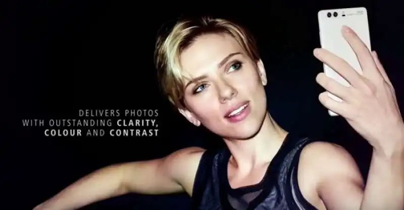 HUAWEI SCARLETT JOHANSSON