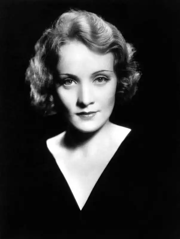 MARLENE DIETRICH