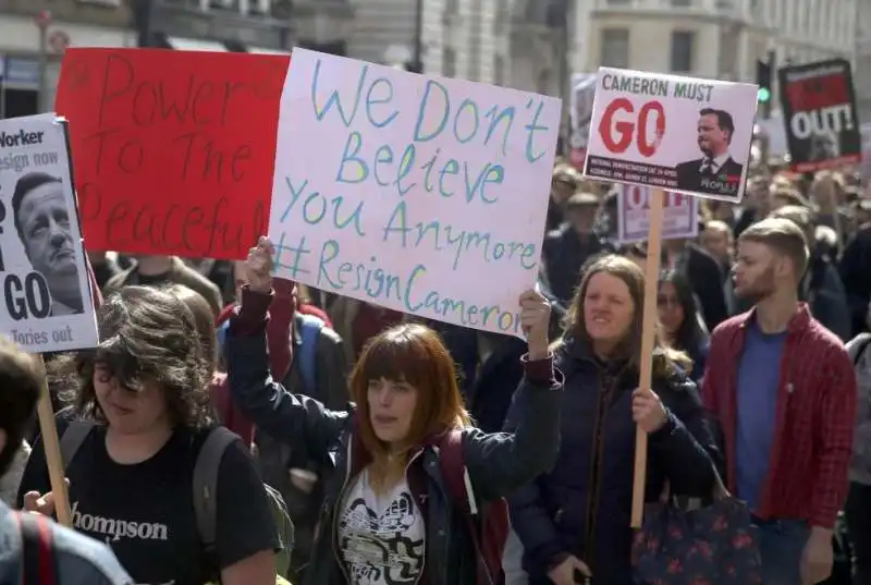 PANAMA PAPERS - PROTESTE A LONDRA CONTRO CAMERON 