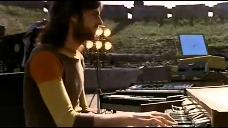 PINK FLOYD LIVE AT POMPEI 7