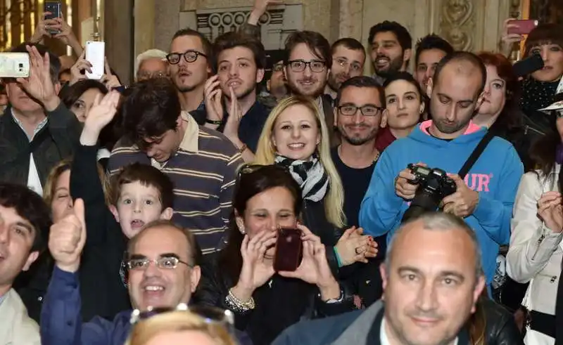 pubblico per venditti alla galleria alberto sordi (2)