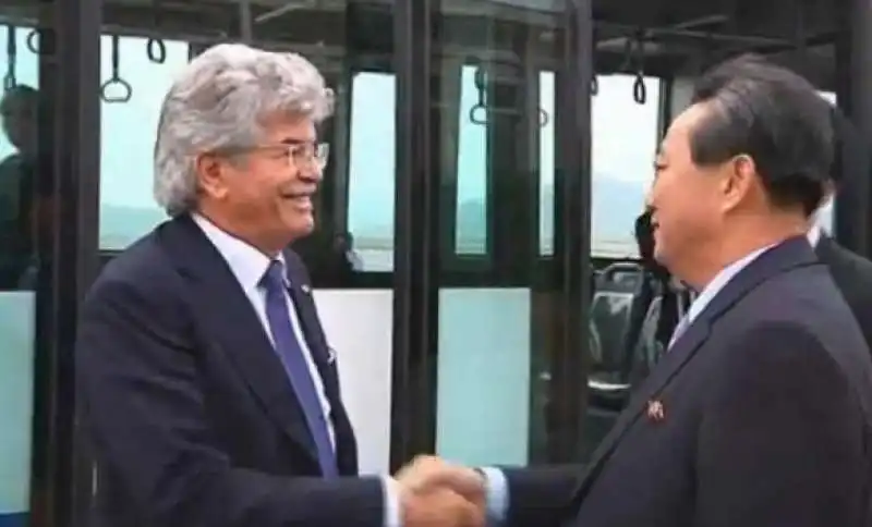 RAZZI IN COREA DEL NORD