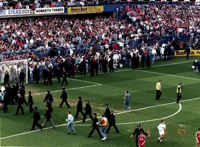 STRAGE HILLSBOROUGH 