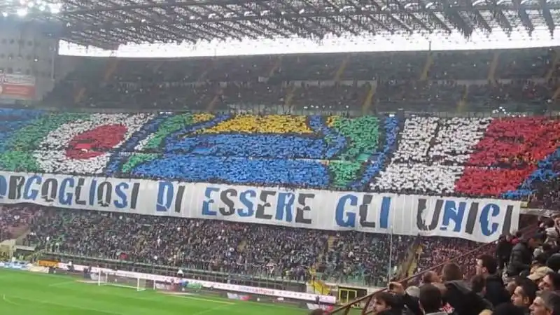 STRISCIONE INTER