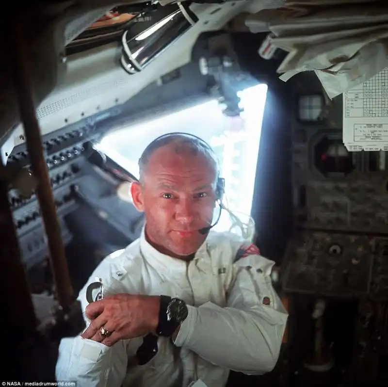 buzz aldrin pronto al decollo