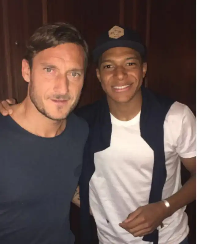 MBAPPE' TOTTI