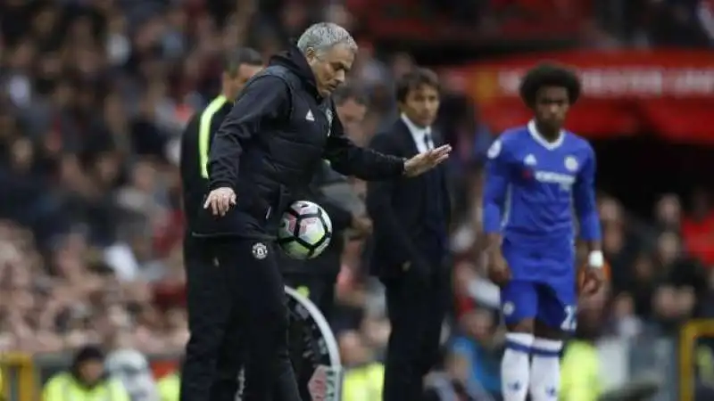 MOURINHO 1