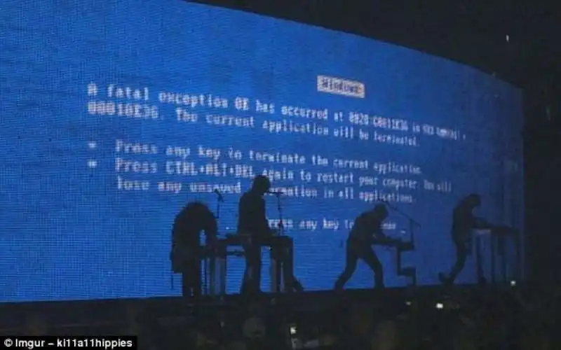 nine inch nails disastro windoes in concerto