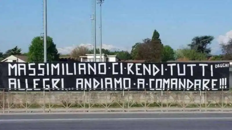 STRISCIONE ALLEGRI