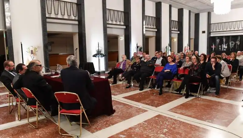 invitati alla presentazione del libro di alberto mattioli