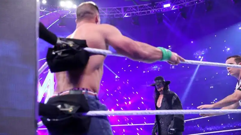 john cena contro undertaker