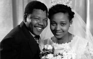 NELSON E WINNIE MANDELA