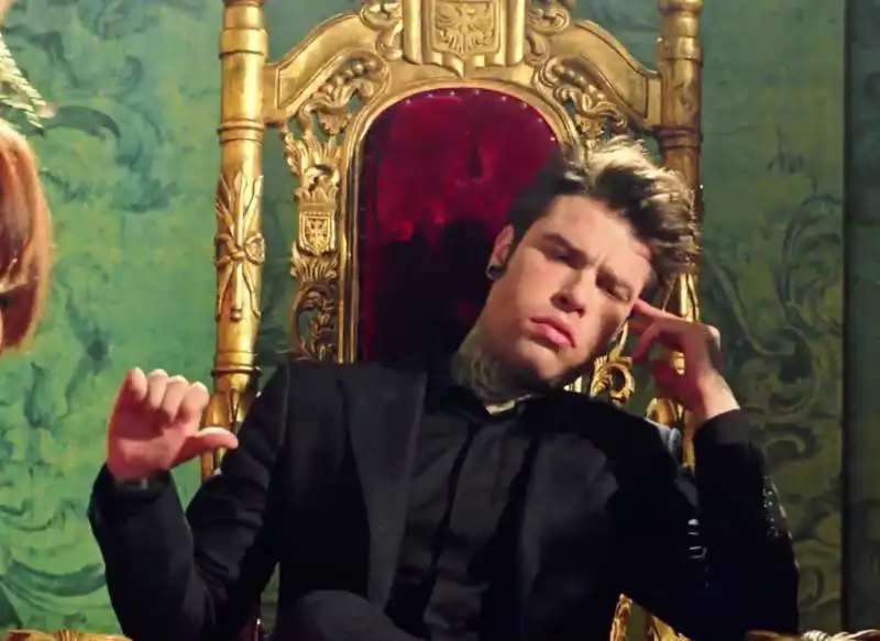 spot kena con fedez e lino banfi