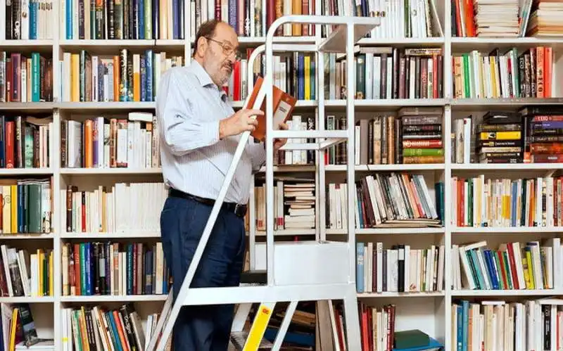 UMBERTO ECO TRA I LIBRI   