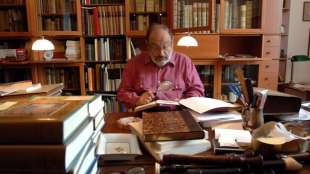 UMBERTO ECO TRA I LIBRI